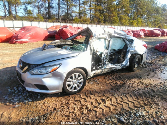 2017 NISSAN ALTIMA VIN: 1N4AL3AP0HC111575