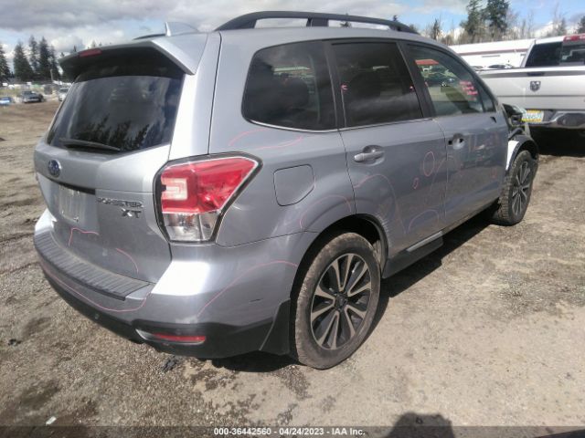 JF2SJGWC1HH509335 Subaru Forester Touring