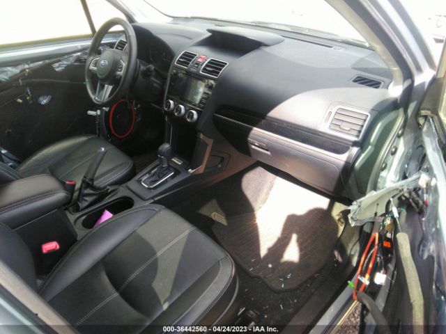 JF2SJGWC1HH509335 Subaru Forester Touring