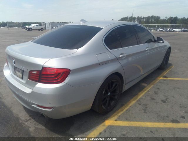 WBA5B1C59FG127498 BMW 5 Series 535i