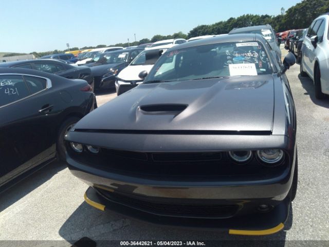 2C3CDZJG4NH263777 Dodge Challenger Gt