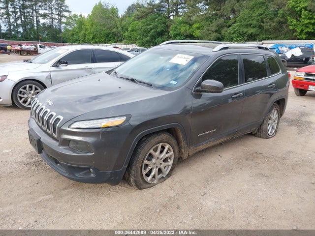 1C4PJLCB7HW593052 Jeep Cherokee Latitude