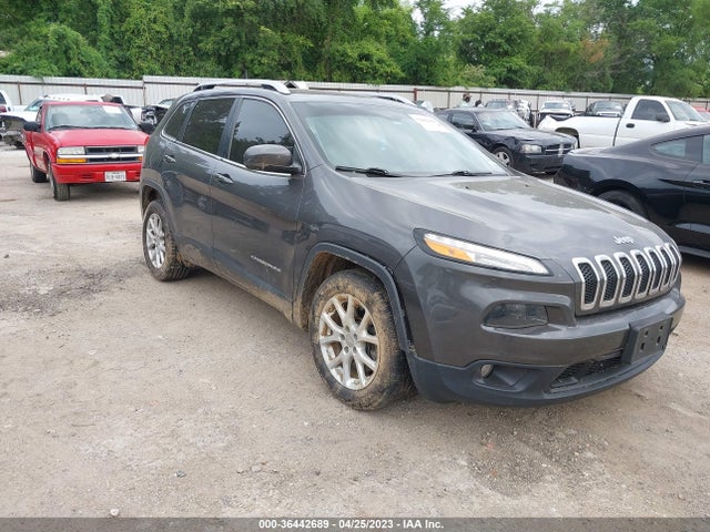 1C4PJLCB7HW593052 Jeep Cherokee Latitude