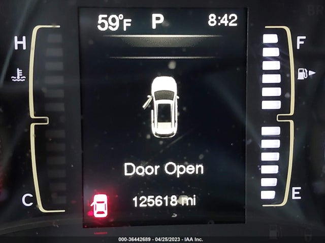 1C4PJLCB7HW593052 Jeep Cherokee Latitude
