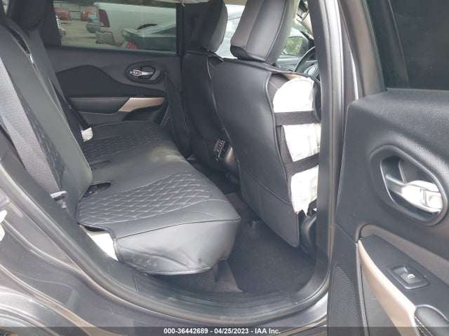 1C4PJLCB7HW593052 Jeep Cherokee Latitude