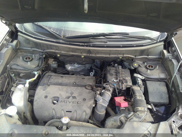 JA4AP3AU8KU030243 Mitsubishi Outlander Sport 2.0