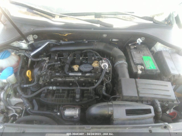 1VWAT7A39FC004808 Volkswagen Passat 1.8t S