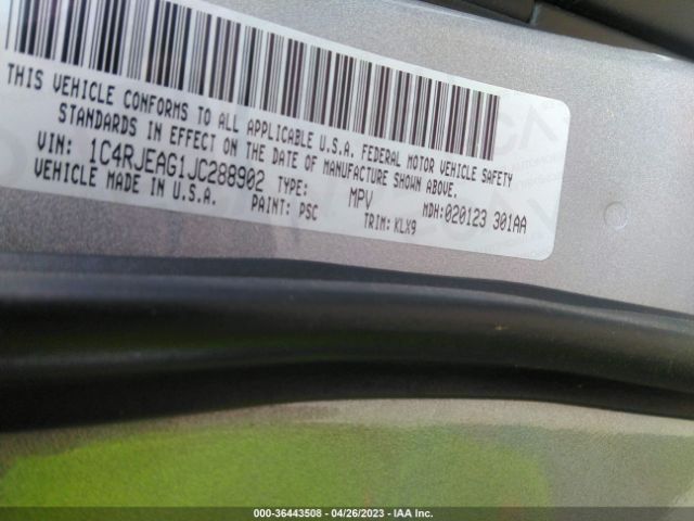 1C4RJEAG1JC288902 Jeep Grand Cherokee Altitude