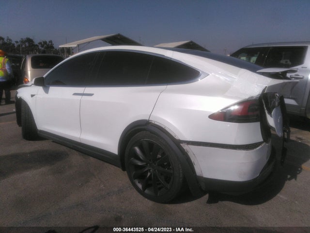Tesla Model X 90d/75d/100d 2017 5YJXCAE28HF040572 Image 4