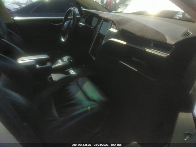 Tesla Model X 90d/75d/100d 2017 5YJXCAE28HF040572 Image 6