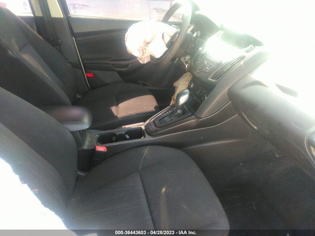 Ford FOCUS SE 2018 1FADP3F26JL328908 Image 5