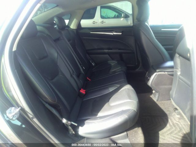 3FA6P0RUXKR183007 Ford Fusion Hybrid Titanium