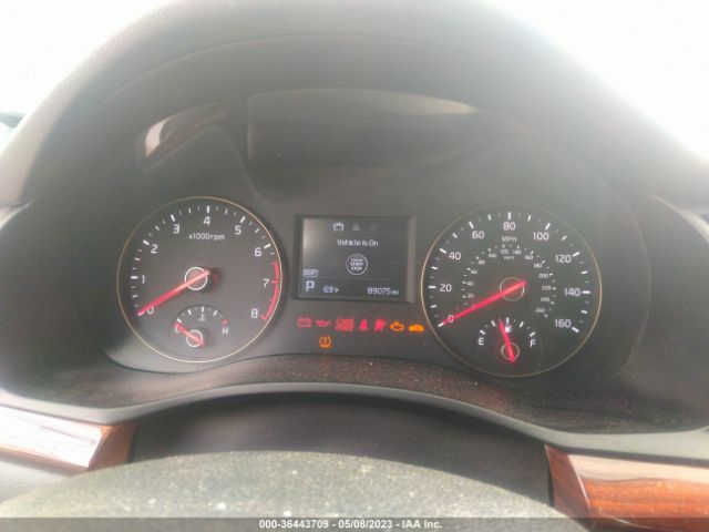 KNALB4J15H5039586 KIA Cadenza Premium