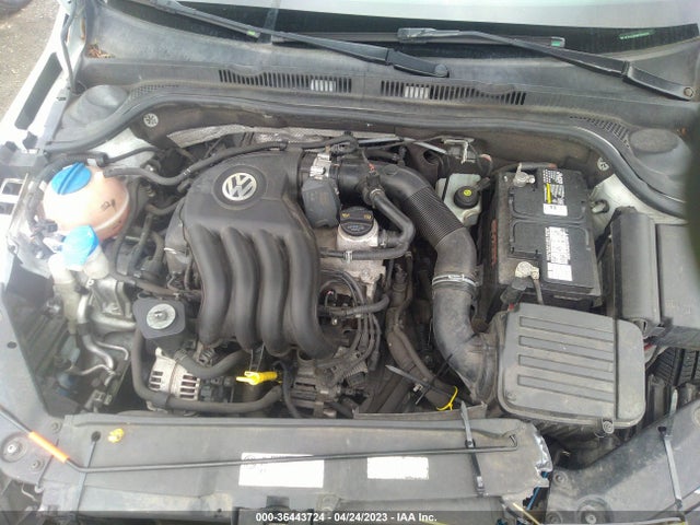 3VW1K7AJ2EM328505 Volkswagen Jetta Sedan S