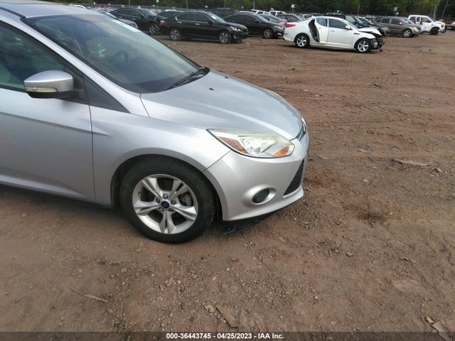 2014 FORD FOCUS SE VIN: 1FADP3F2XEL425857