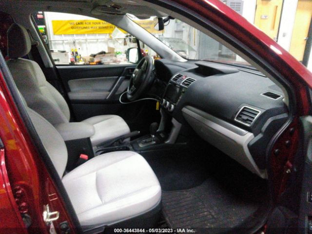 JF2SJAGC1JH522328 Subaru Forester Premium