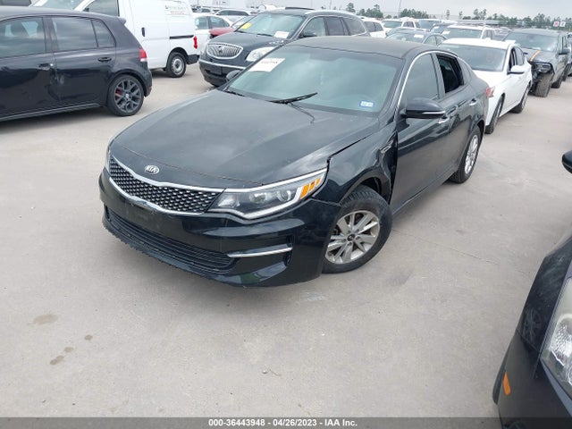 KIA Optima Lx 2018 5XXGT4L31JG201912 Image 2