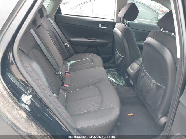 KIA Optima Lx 2018 5XXGT4L31JG201912 Image 8