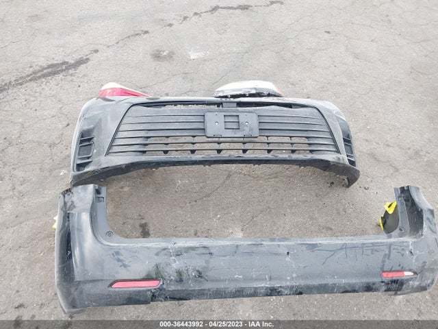 Toyota SIENNA LE 2019 5TDKZ3DC6KS009385 Image 4