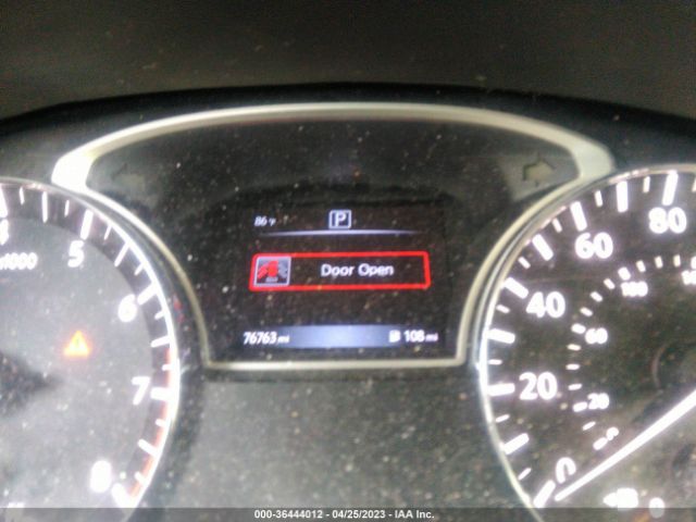 5N1DR2MN8HC671558 Nissan Pathfinder S