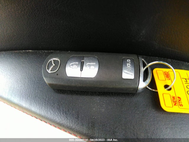 Mazda Mazda3 S Touring 2014 JM1BM1L31E1104202 Image 3