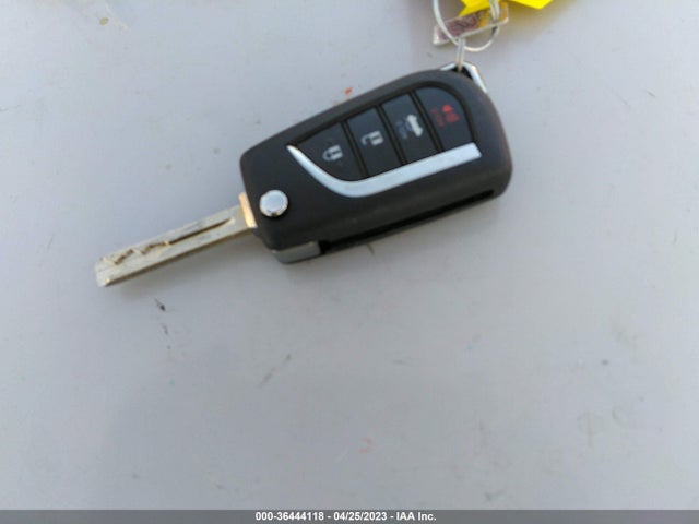 Toyota COROLLA LE 2020 5YFEPRAE8LP145670 Image 3