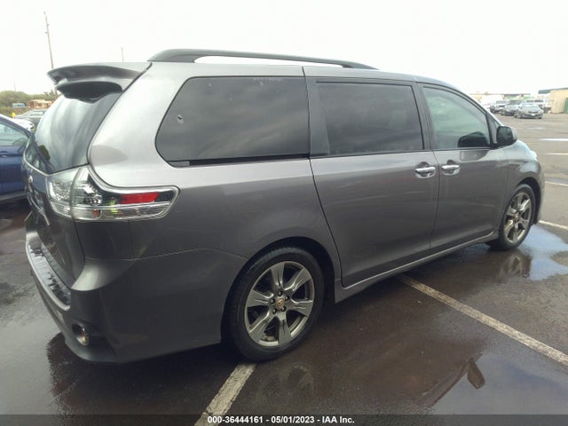 2017 TOYOTA SIENNA SE VIN: 5TDXZ3DC2HS873106