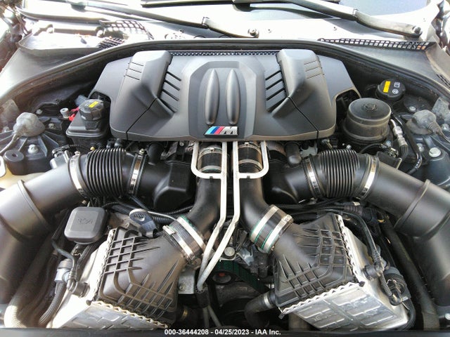2018 BMW M6, VIN: WBS6E9C5XJG437593