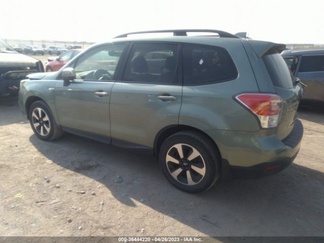 JF2SJAEC7JH499186 Subaru Forester Premium
