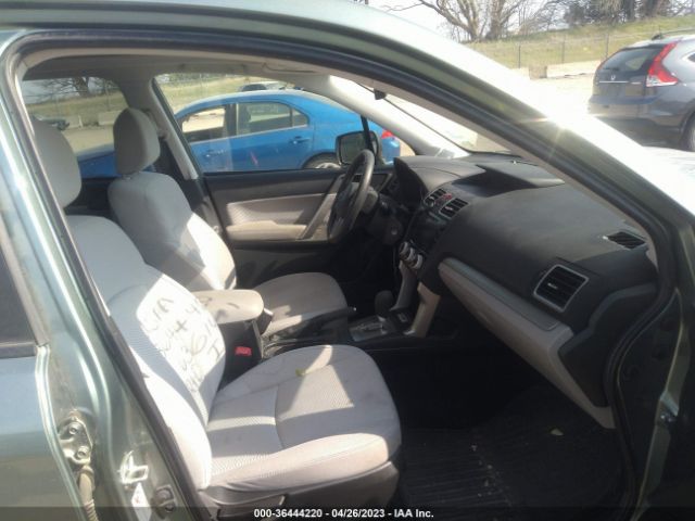 JF2SJAEC7JH499186 Subaru Forester Premium