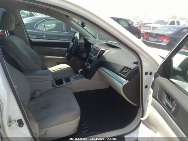 4S4BRBACXE3241262 Subaru Outback 2.5i