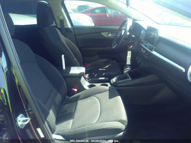 3KPF24AD2ME331947 KIA Forte Lxs