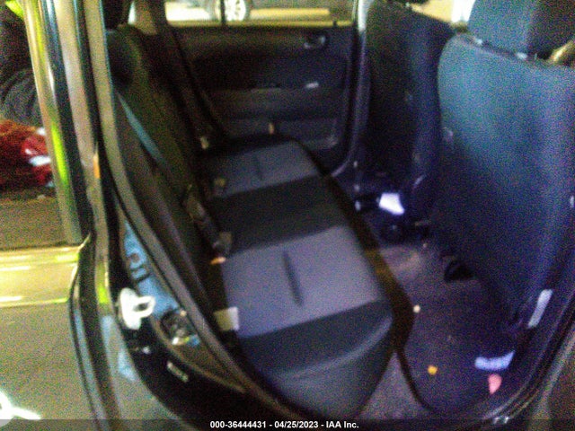 2006 SCION XB VIN: JTLKT324664110400