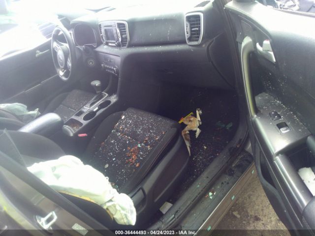 KNDPMCAC8J7370926 KIA Sportage Lx