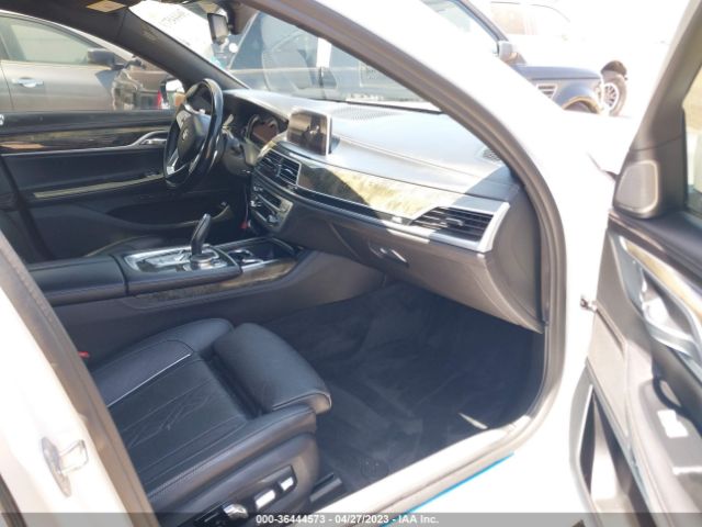 WBA7F0C57KGM24223 BMW 7 Series 750i