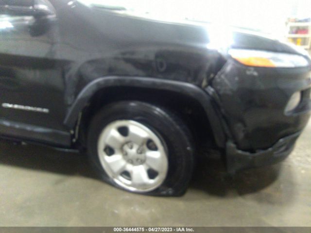 1C4PJMAB0EW303254 Jeep Cherokee Sport