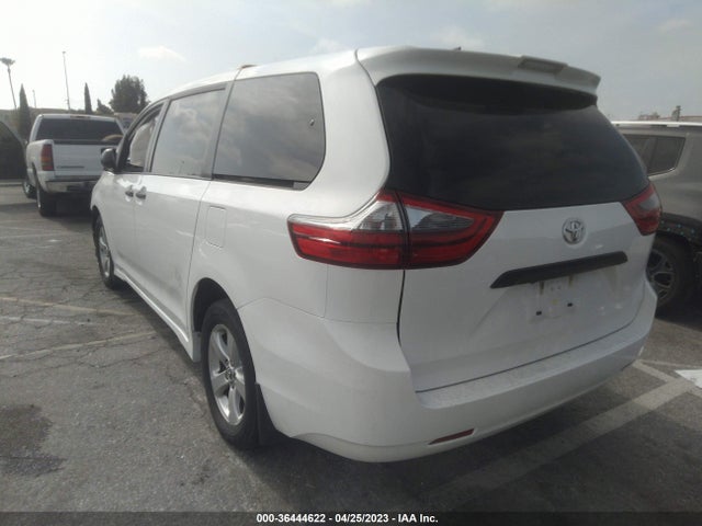 Toyota Sienna L 2020 5TDZZ3DC4LS027349 Image 4