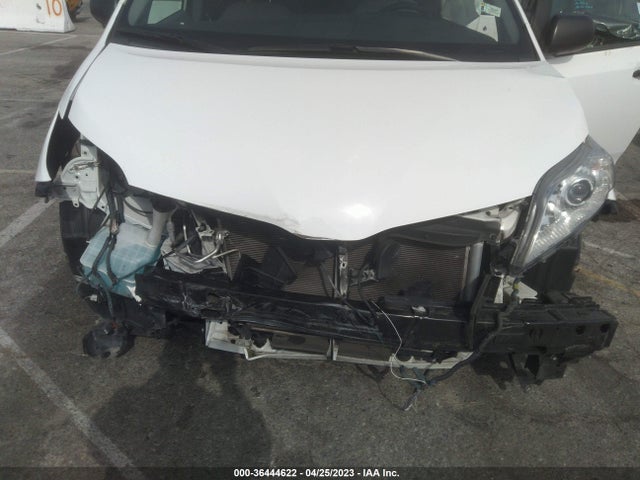 Toyota Sienna L 2020 5TDZZ3DC4LS027349 Image 7