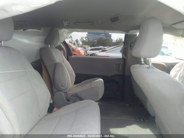 Toyota Sienna L 2020 5TDZZ3DC4LS027349 Image 9