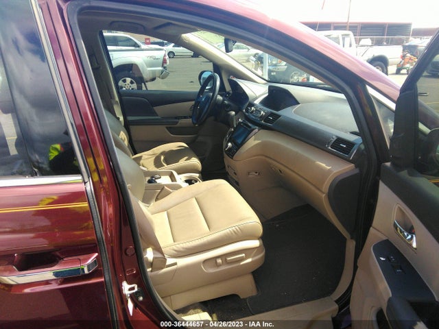 Honda Odyssey Touring 2015 5FNRL5H92FB082371 Image 5