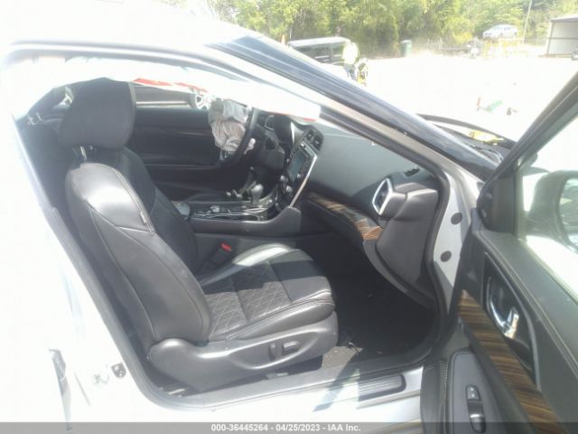 1N4AA6AP1HC457108 Nissan Maxima Platinum