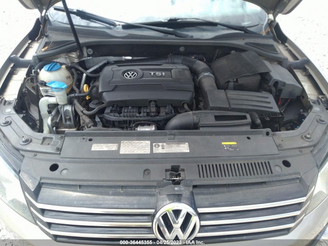 1VWAT7A35FC063340 Volkswagen Passat 1.8t Wolfsburg Ed