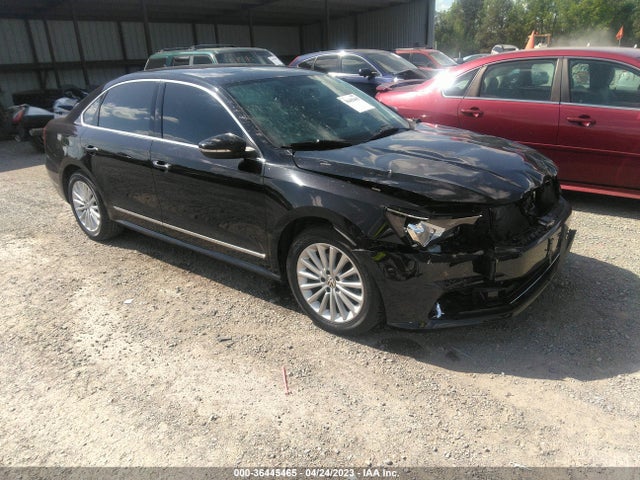 2017 1VWBT7A31HC014398 main image