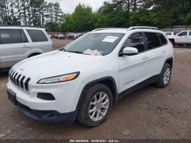 1C4PJLCB8HW571917 Jeep Cherokee Latitude