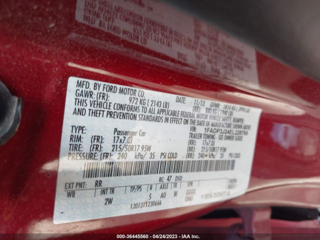 1FADP3J24EL228769 Ford Focus Titanium