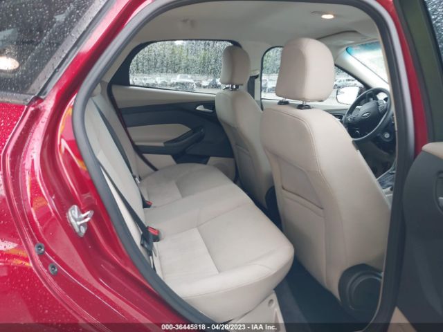 1FADP3F28FL299841 Ford FOCUS SE