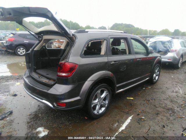 3C4PDCGB7HT501512 Dodge Journey Crossroad