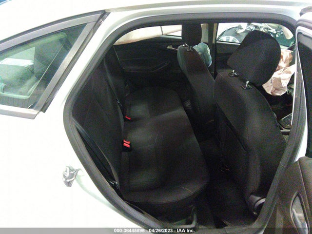 Ford FOCUS SE 2016 1FADP3F23GL391490 Image 9