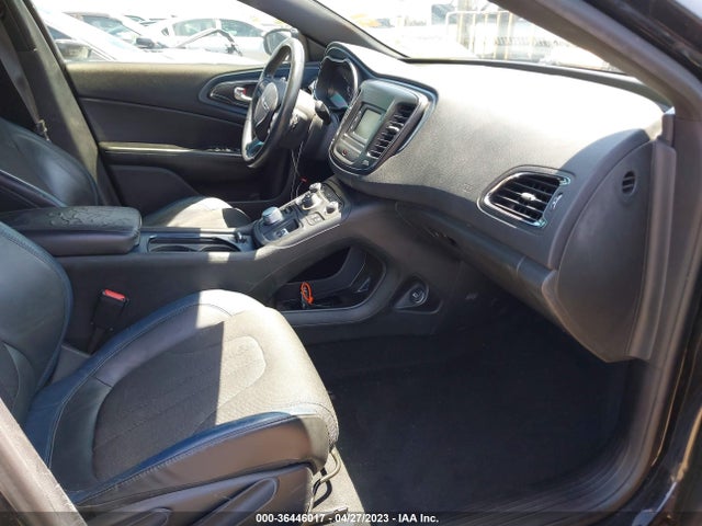 1C3CCCBB5FN623702 Chrysler 200 S