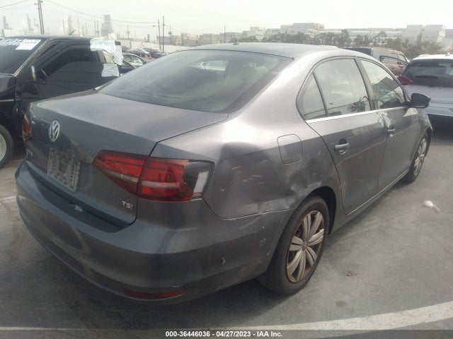 3VW2B7AJ0HM395029 Volkswagen Jetta 1.4t S